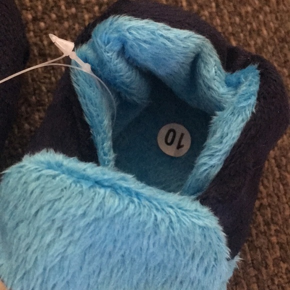 Infant puppy slippers - Picture 3 of 4